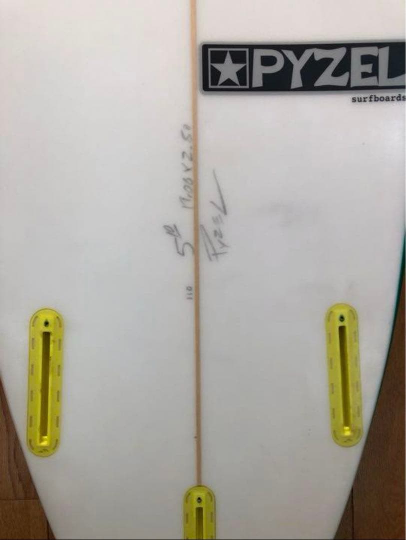 PYZEL （パイゼル）DELAXE（デラックス）サーフボード