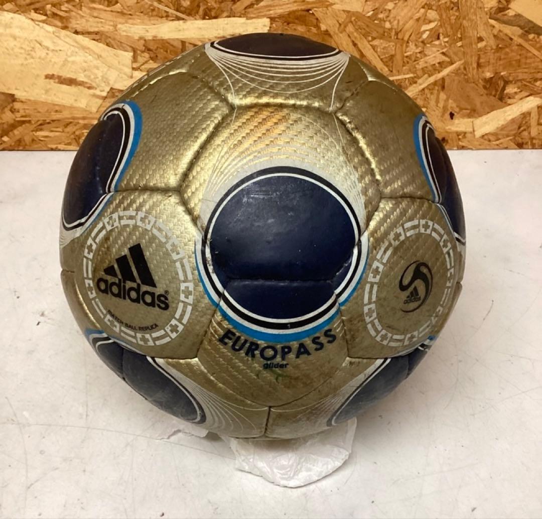 アディダスEUROPASSサッカーボール公式球(O41)