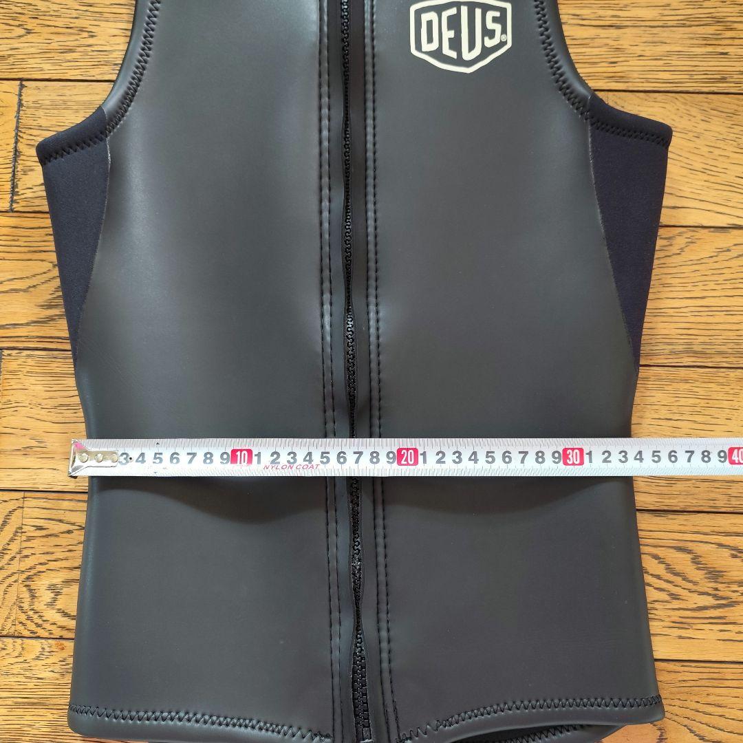 DEUS ラバーベスト 2mm メンズL タッパー サーフィン ウエットスーツ