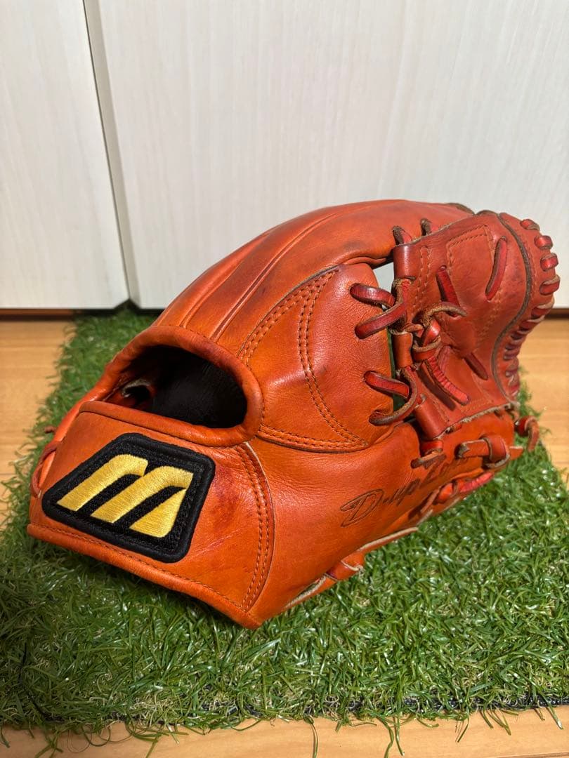 プロ支給品　実使用　日本製　ミズノプロ 内野手　 Mマーク　ビックM ミズノ
