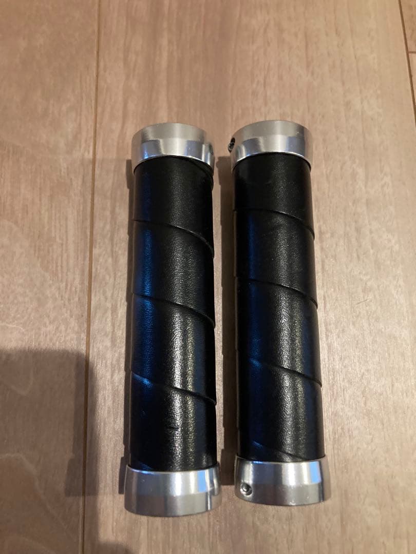 未使用品BrooksスレンダーレザーグリップSurly crust サーリー