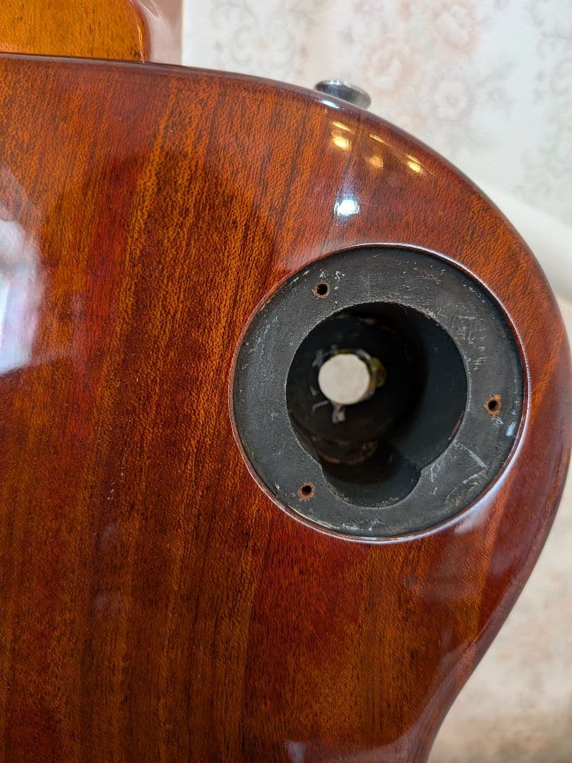 エレキギター ボディ＋ネック ジャンク品 部品取り用（詳細不明）