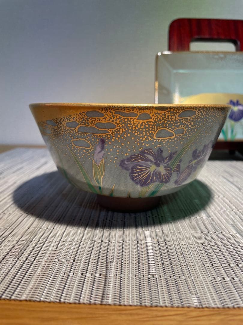 130桑野むつ子 京都 御所の花十二ヶ月 【6月花菖蒲】抹茶椀・和陶皿　しおり付