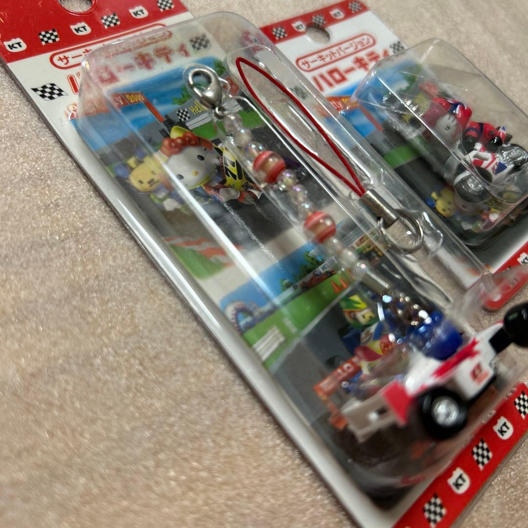 ハローキティ　サーキットバージョン　ストラップ2タイプ　2輪　4輪　バイク　F1