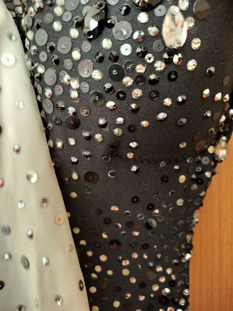 社交ダンス ドレス 黒白 スパンコール