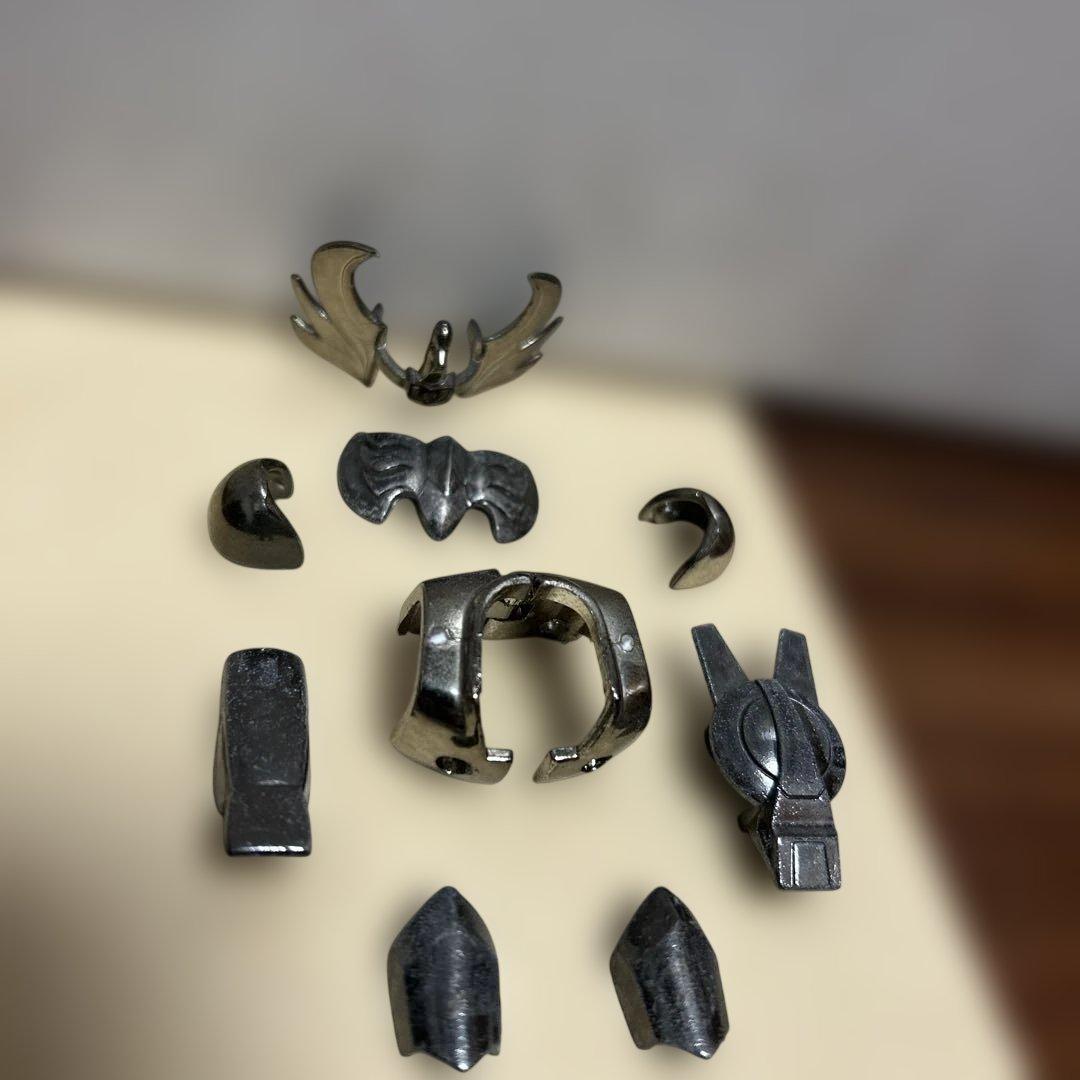 聖闘士星矢　新生ブラックキグナス　ジャンク　説明の所見て下さい。