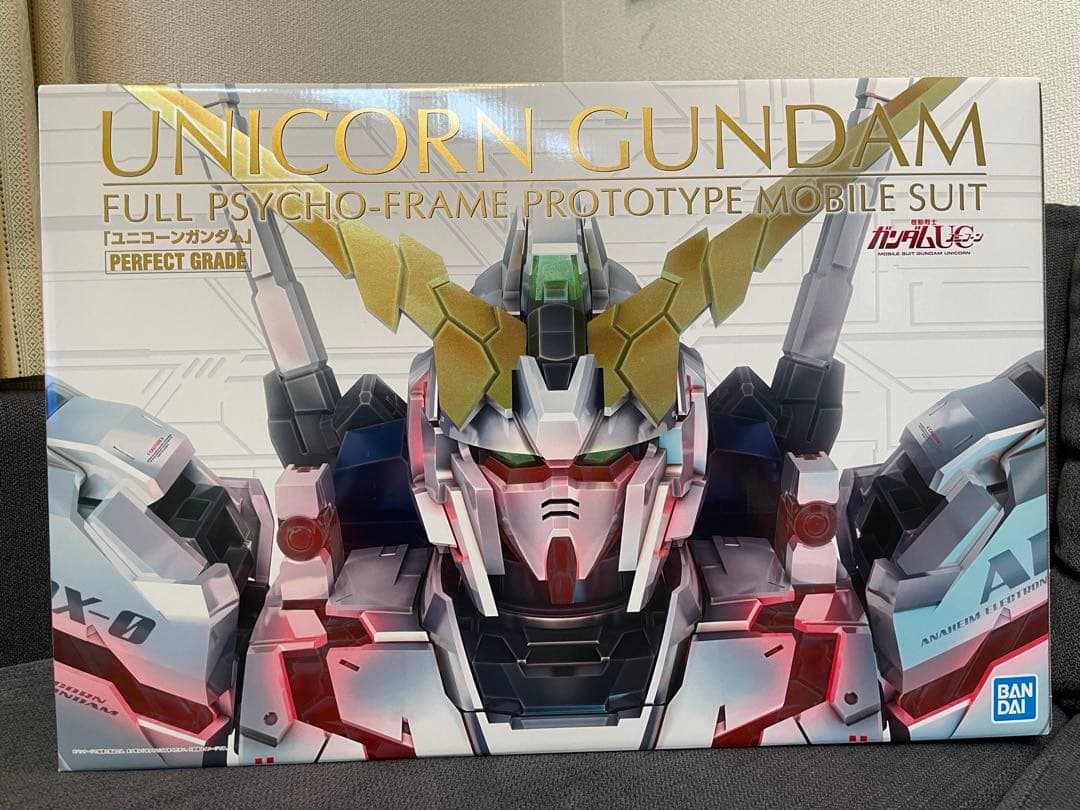 PG ユニコーンガンダム PG LEDユニット付き