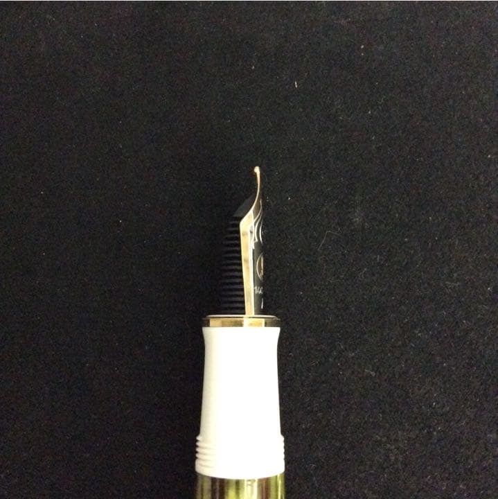 ペリカン万年筆スーべレーンM400ホワイトトータス