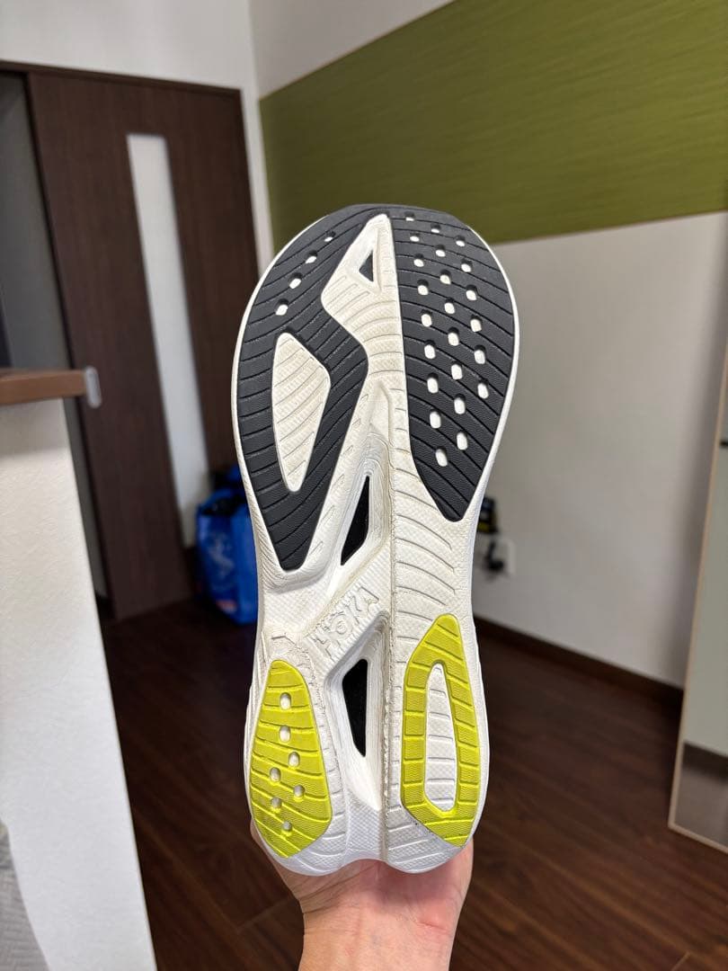 【美品】HOKA machx3