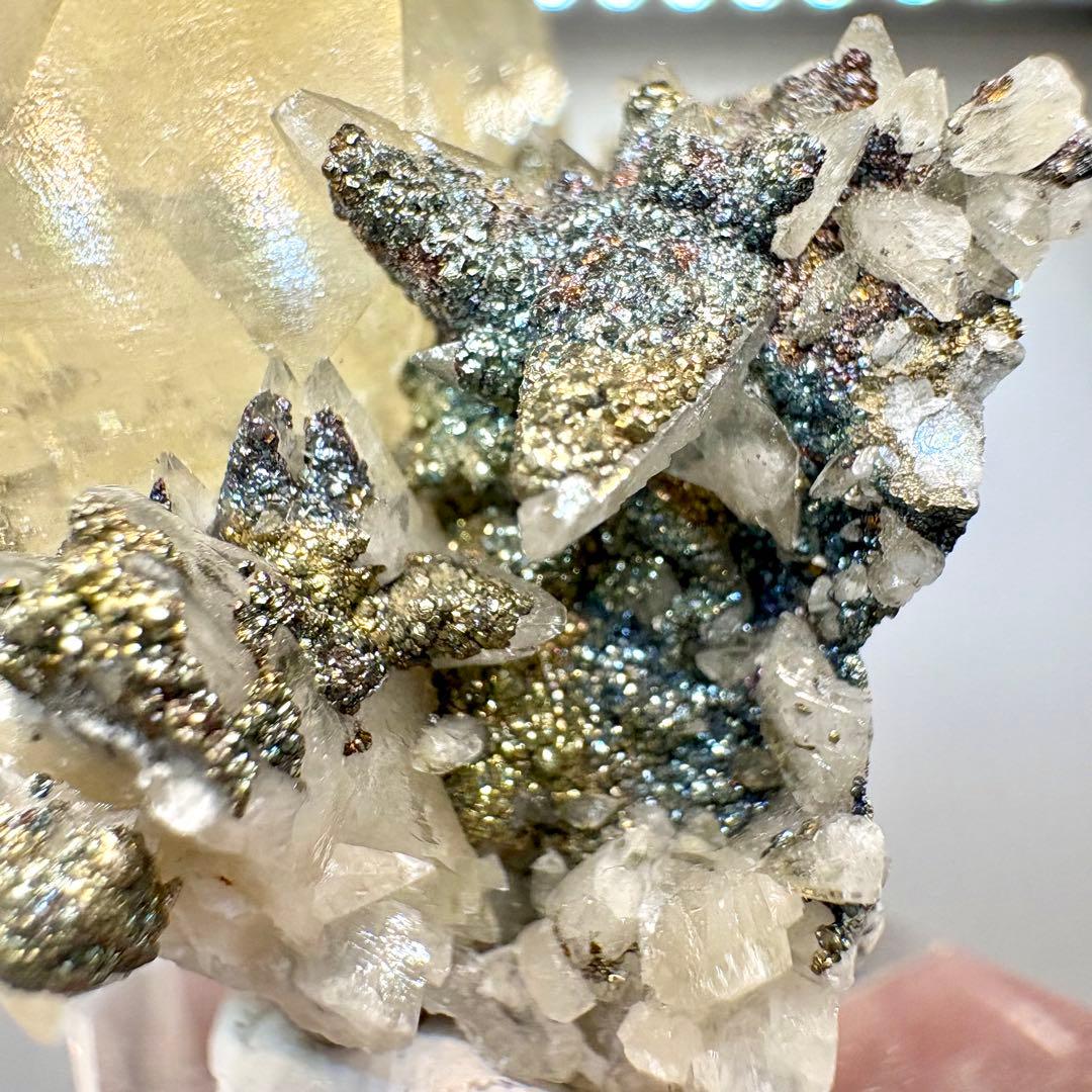 579 中国安徽省黄山市産　カルサイト&パイライト