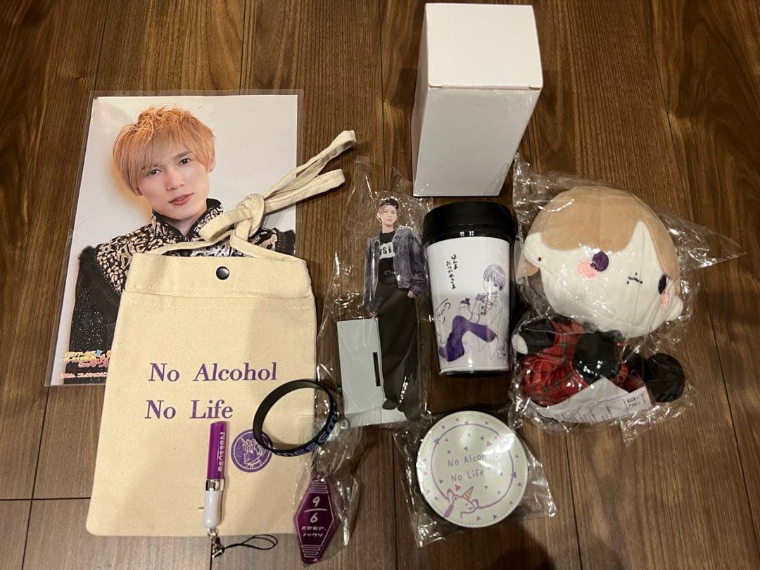 ノックソ ぬいぐるみ タンブラー キーホルダー アクスタ めせもあ。