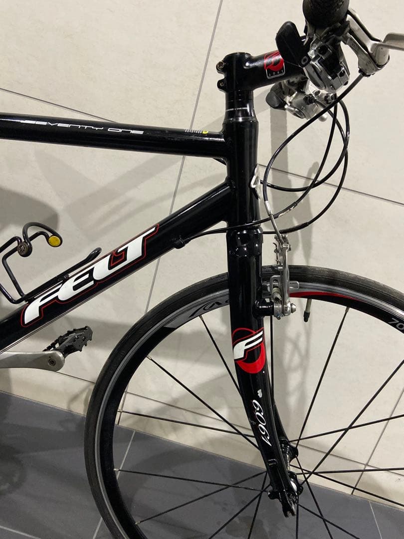 美品　FELT SR71 フェルト　クロスバイクseventy one スポーツ