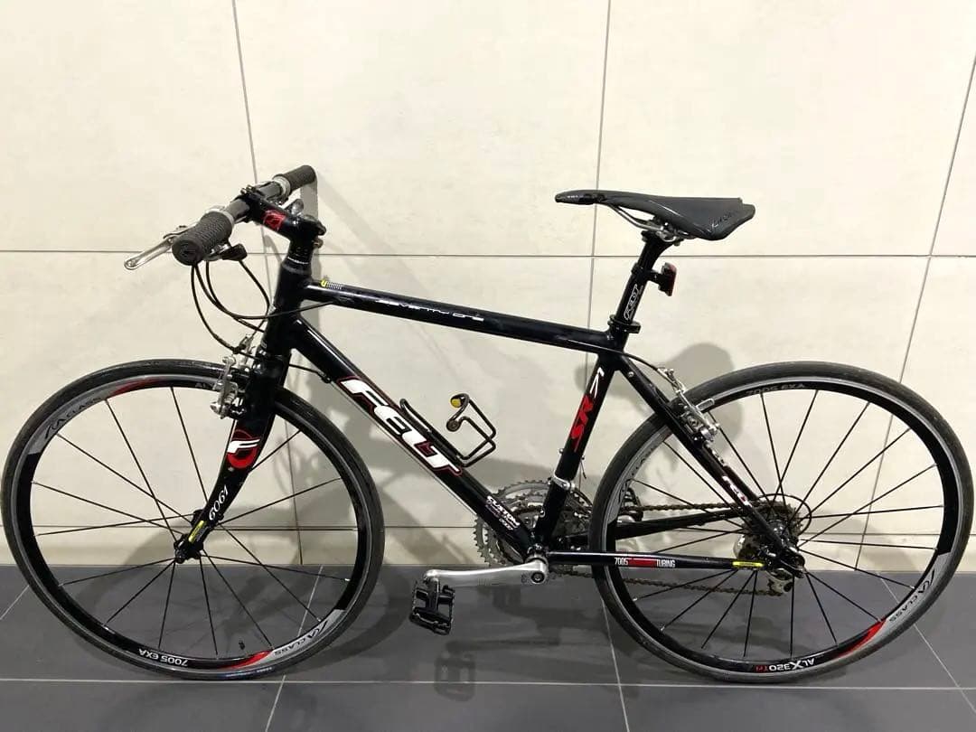 美品　FELT SR71 フェルト　クロスバイクseventy one スポーツ