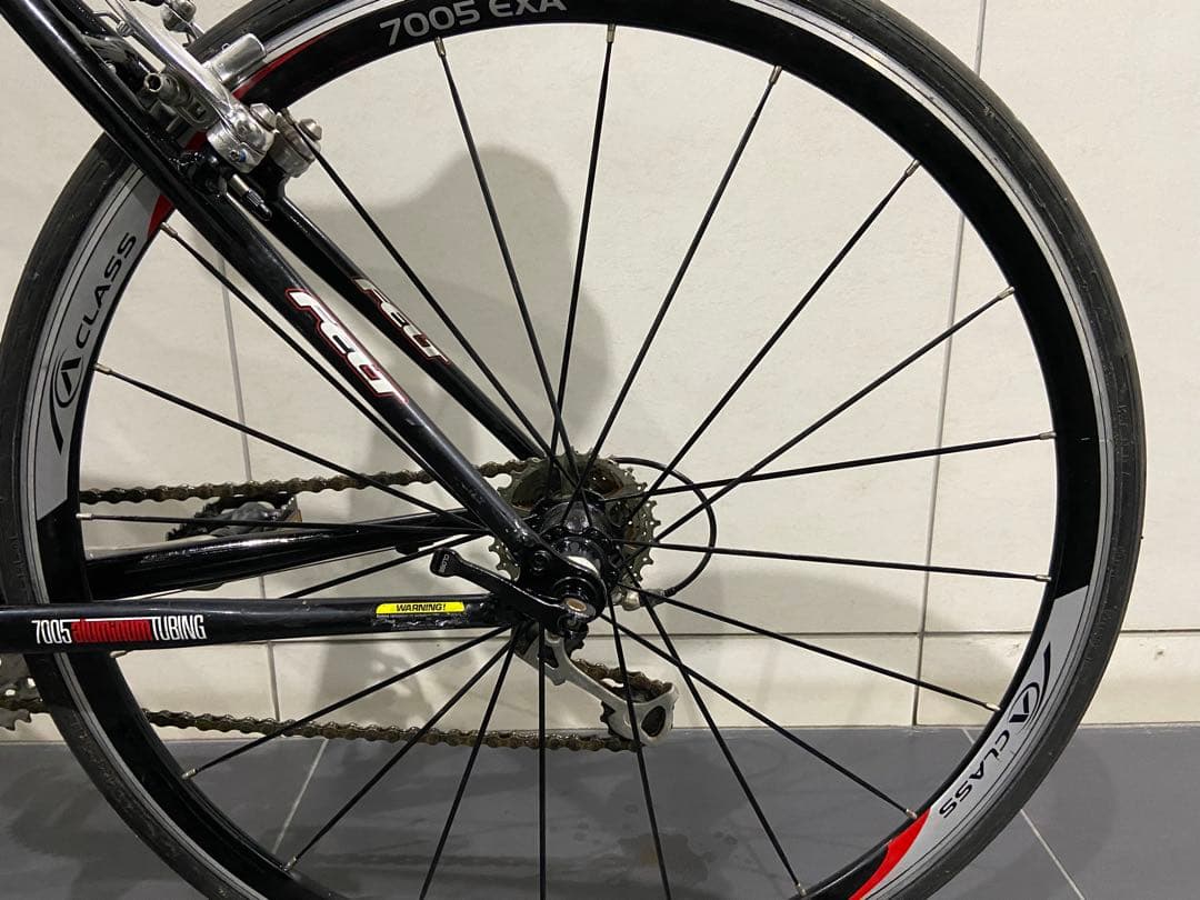 美品　FELT SR71 フェルト　クロスバイクseventy one スポーツ