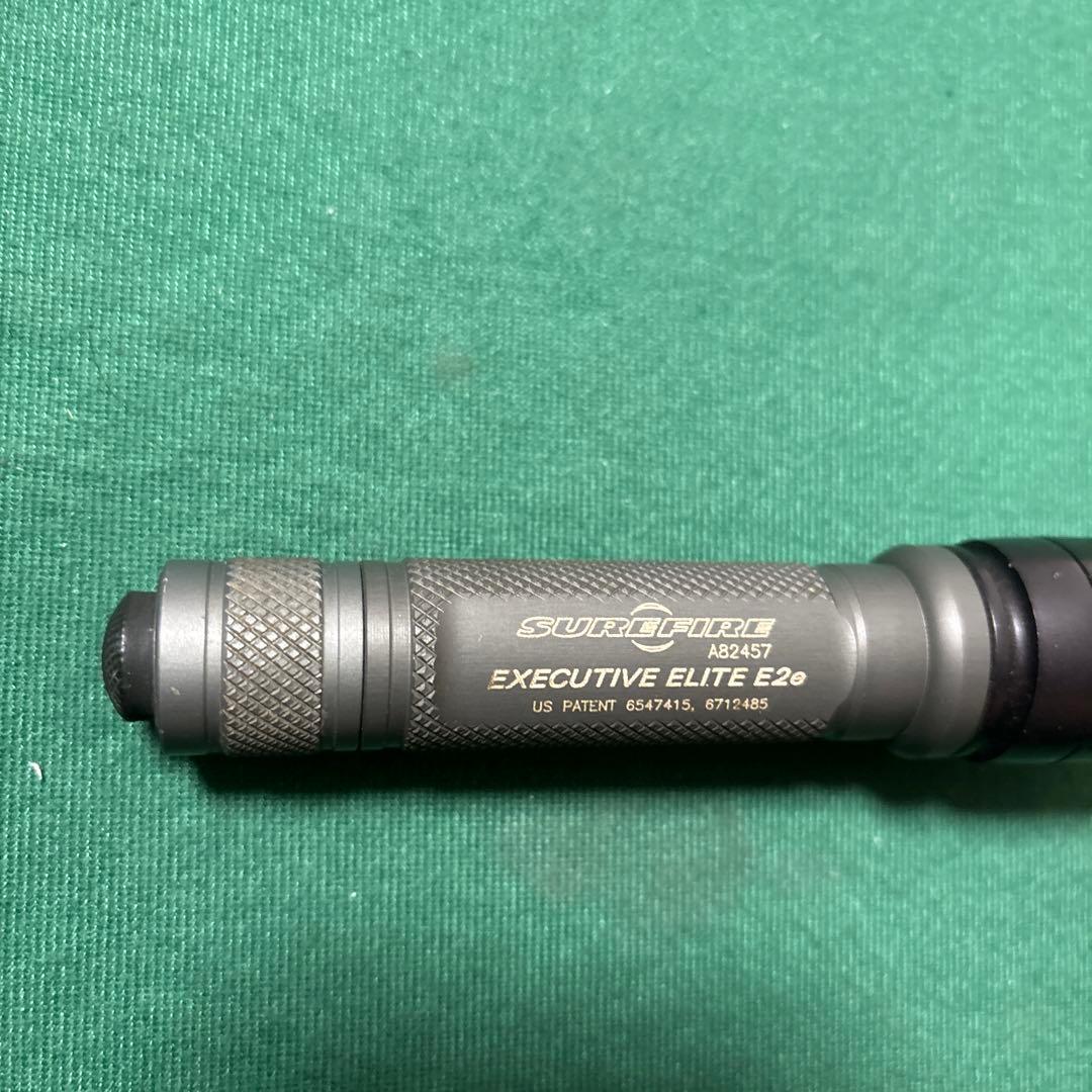 SUREFIRE EXECUTIVE ELITE E2E 懐中電灯