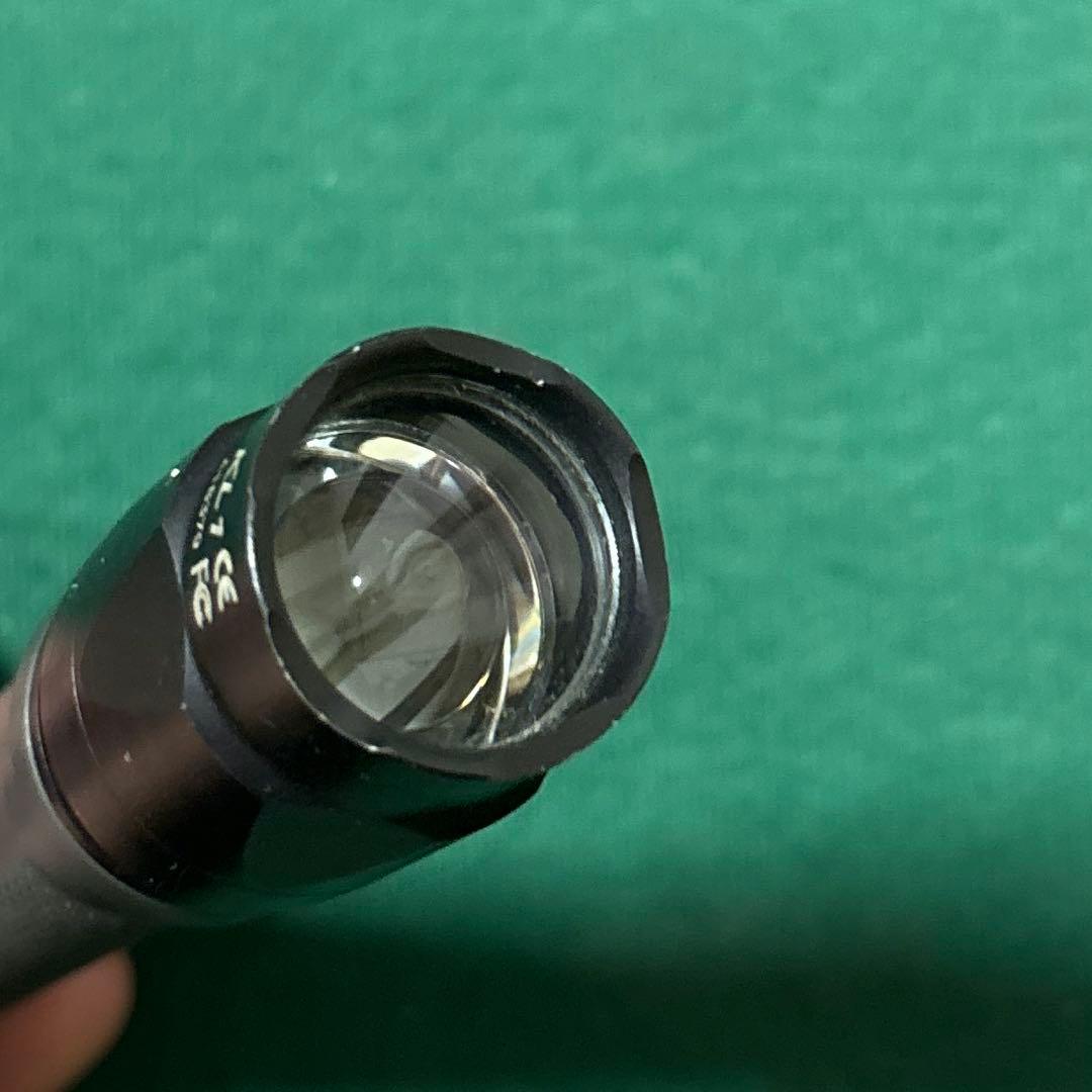 SUREFIRE EXECUTIVE ELITE E2E 懐中電灯