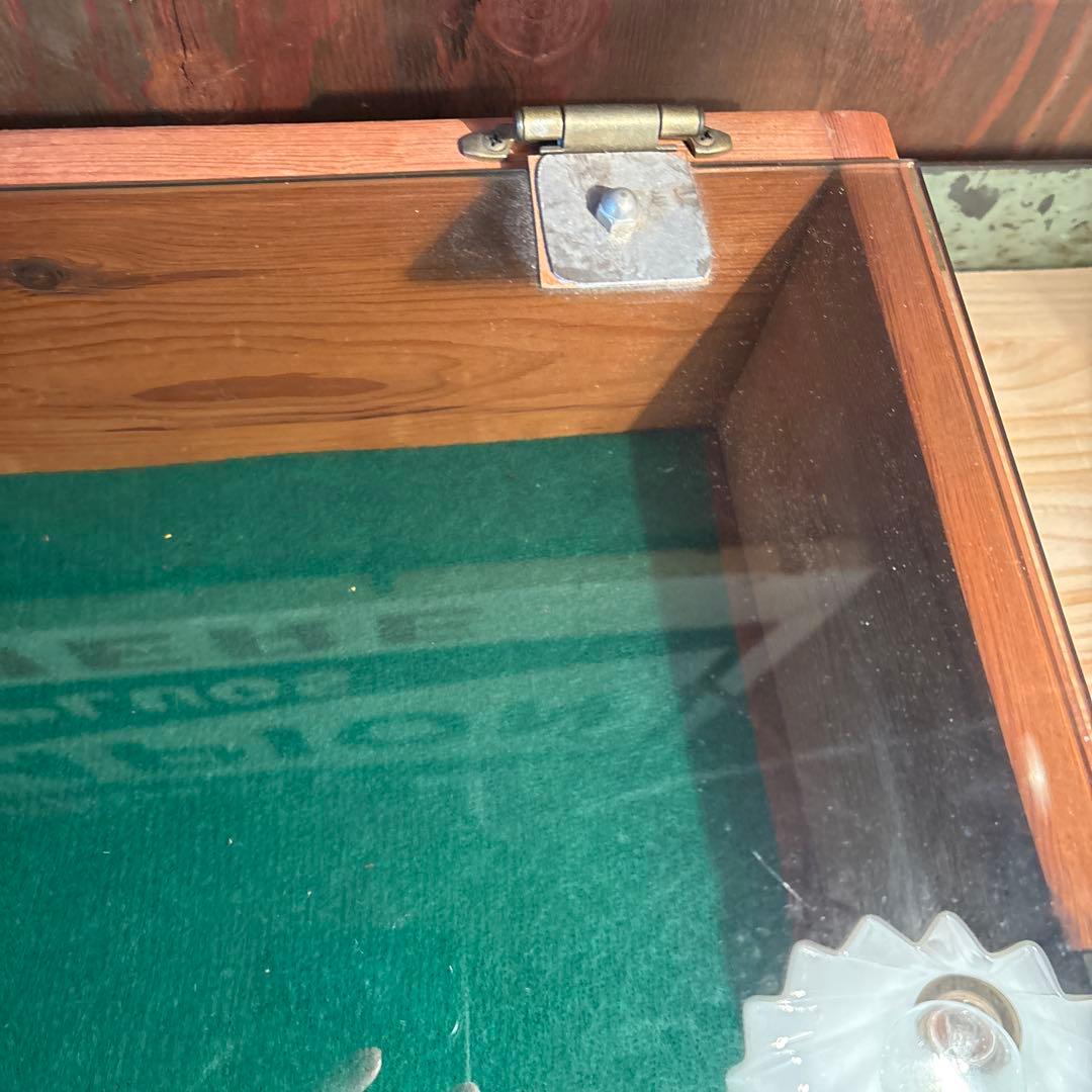 アンティーク　ショーケース　コレクション　ケース　ディスプレイ