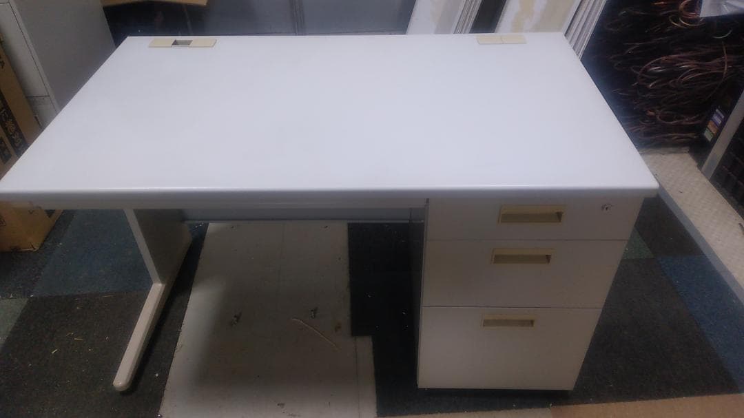 【送料込み】事務机オフィスデスク120鍵付き