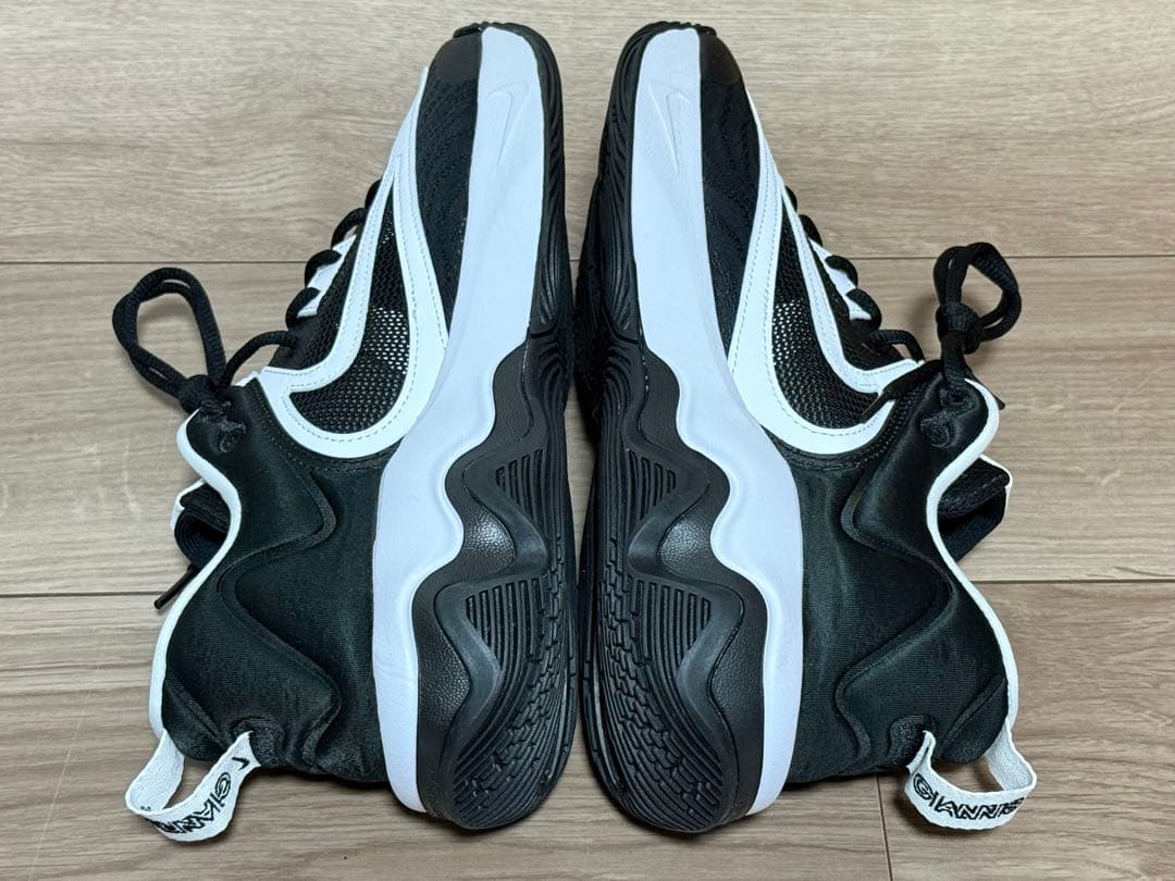 ナイキ ヤニス イモータリティ 3 EP