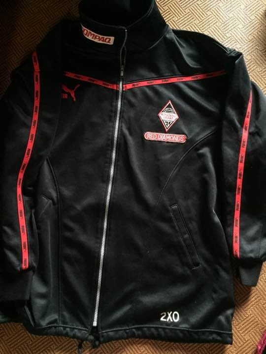 浦和レッズ支給品ジャージレッズファン必見