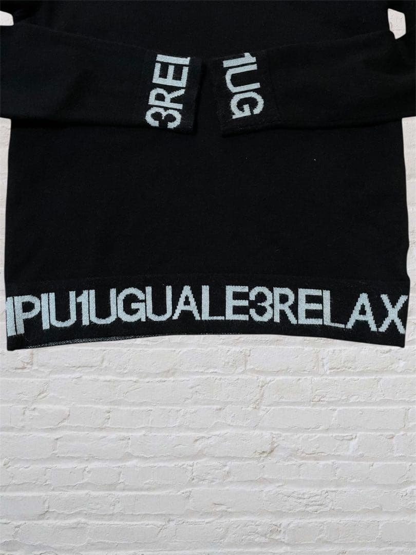 美品　1PIU1UGUALE3 ブラック モックネック セーター M
