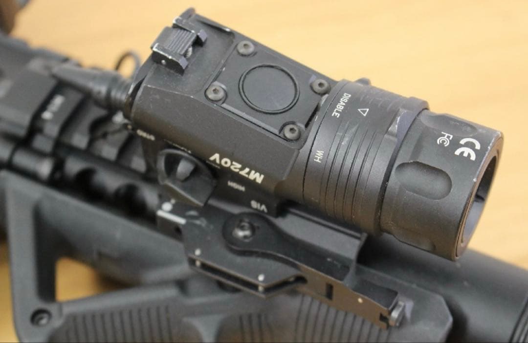 シュアファイア　M720V フラッシュライト