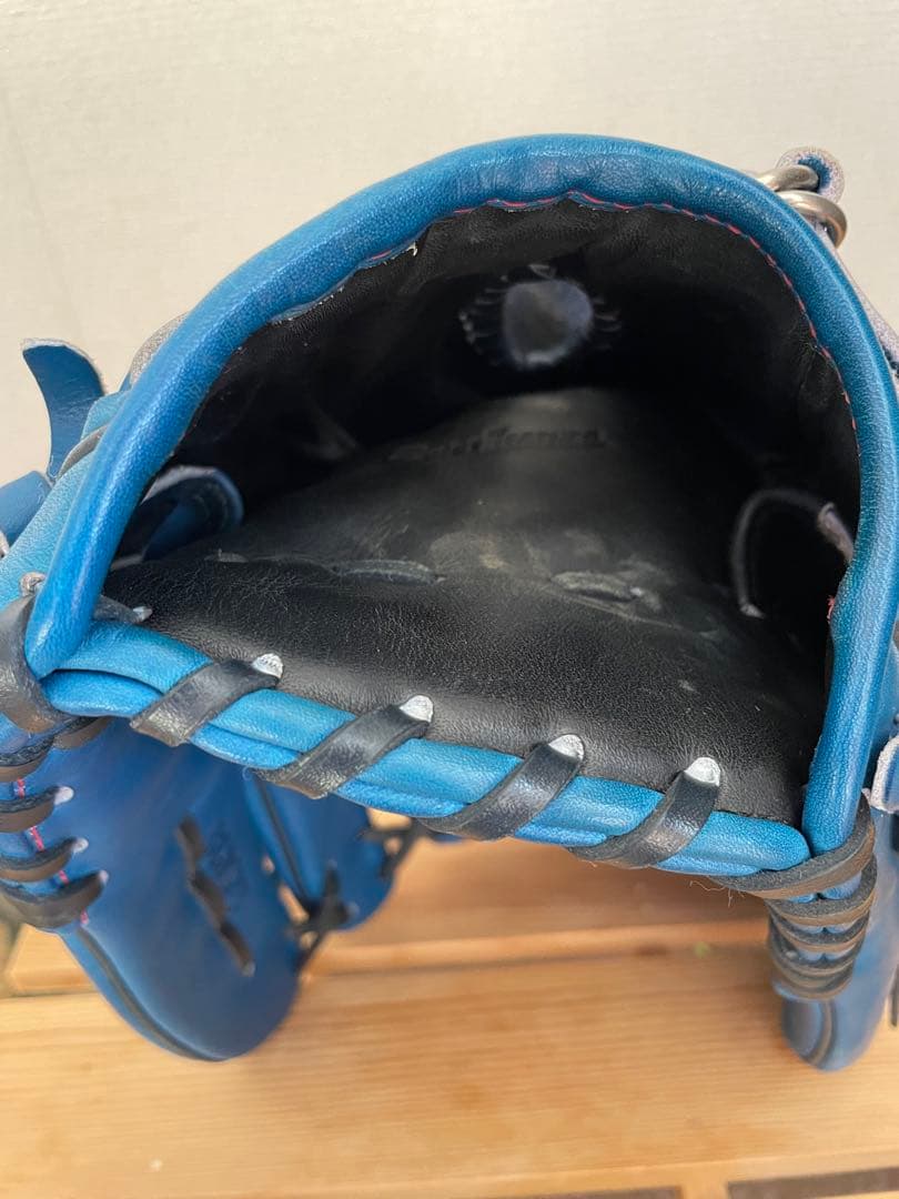 asics GOLDSTAGE 投手用軟式グローブ