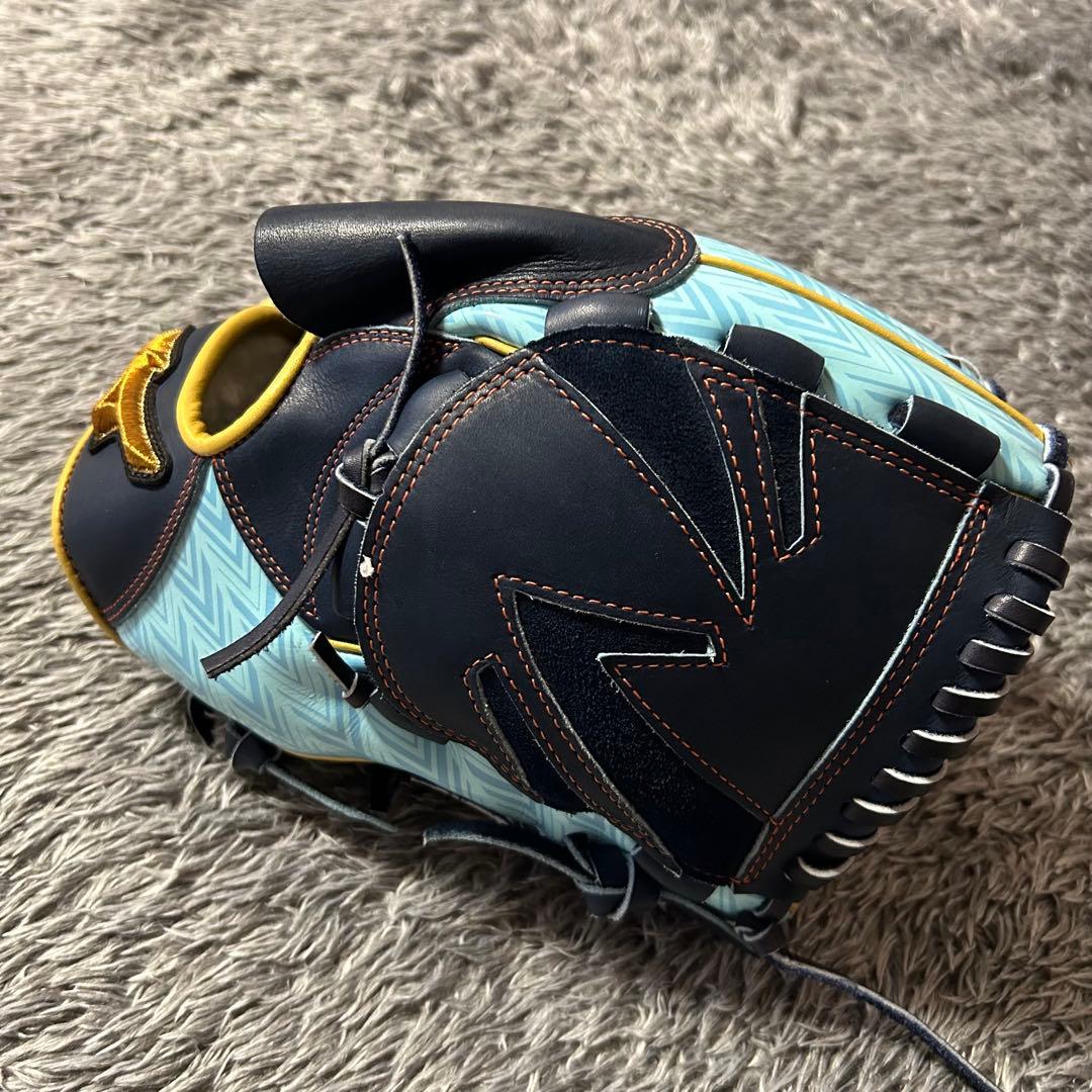 K 　■新品■ 　ミズノプロ　軟式用　投手用　右投げ　1AJGR29101