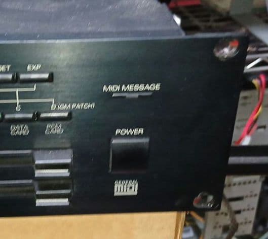 Roland JV-1080 シンセサイザーモジュール