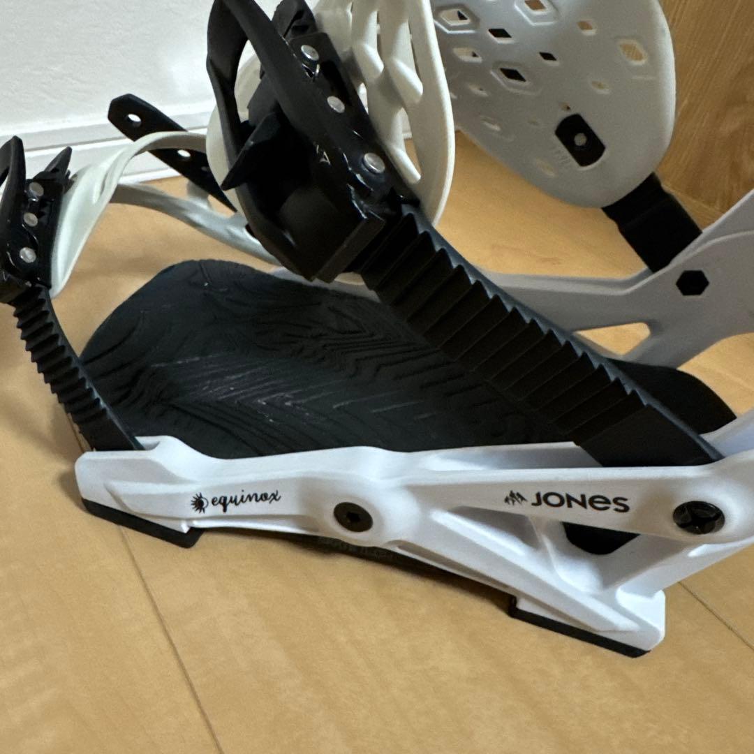 JONES スノーボードビンディング ホワイト　Mサイズ