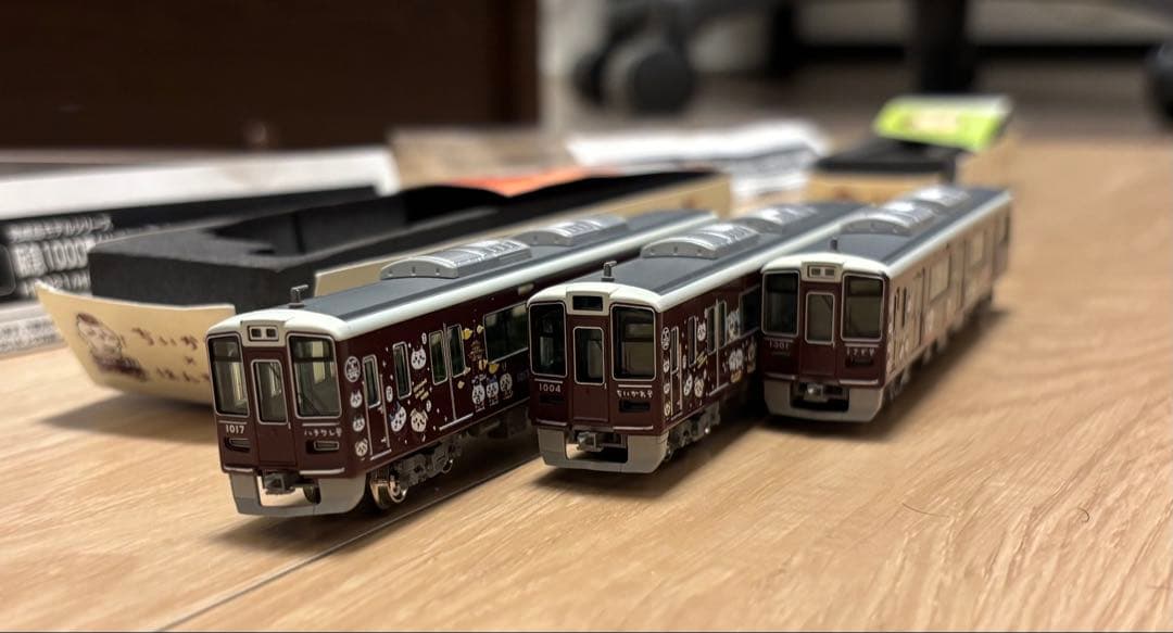 ちいかわ X 阪急電車 ラッピング列車 Nゲージ ディスプレイモデル