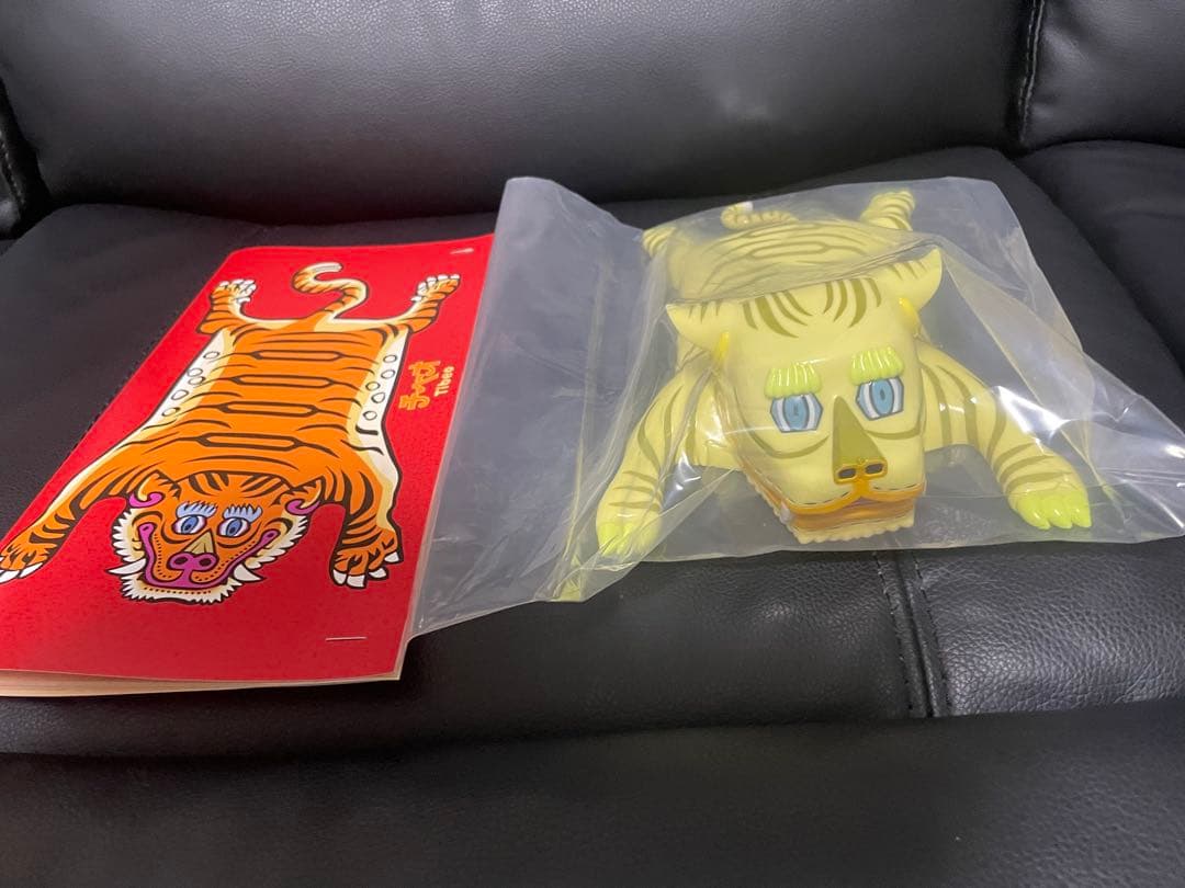 ヘッドロックスタジオ チベオ HEADLOCKSTUDIO tibeoソフビ怪獣