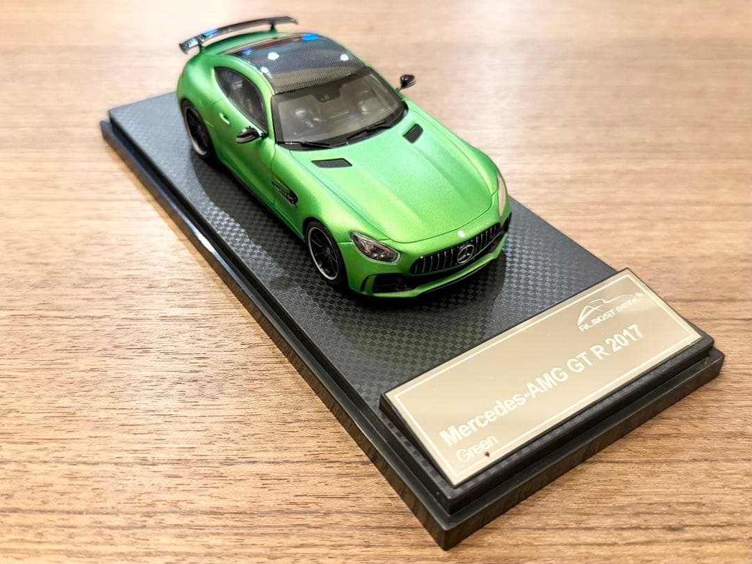 中古品 1/43 オルモストリアル メルセデスAMG GTR 2017 グリーン