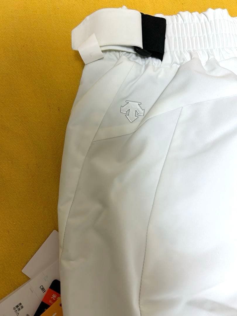 新品デサントスキーウェア 女性用