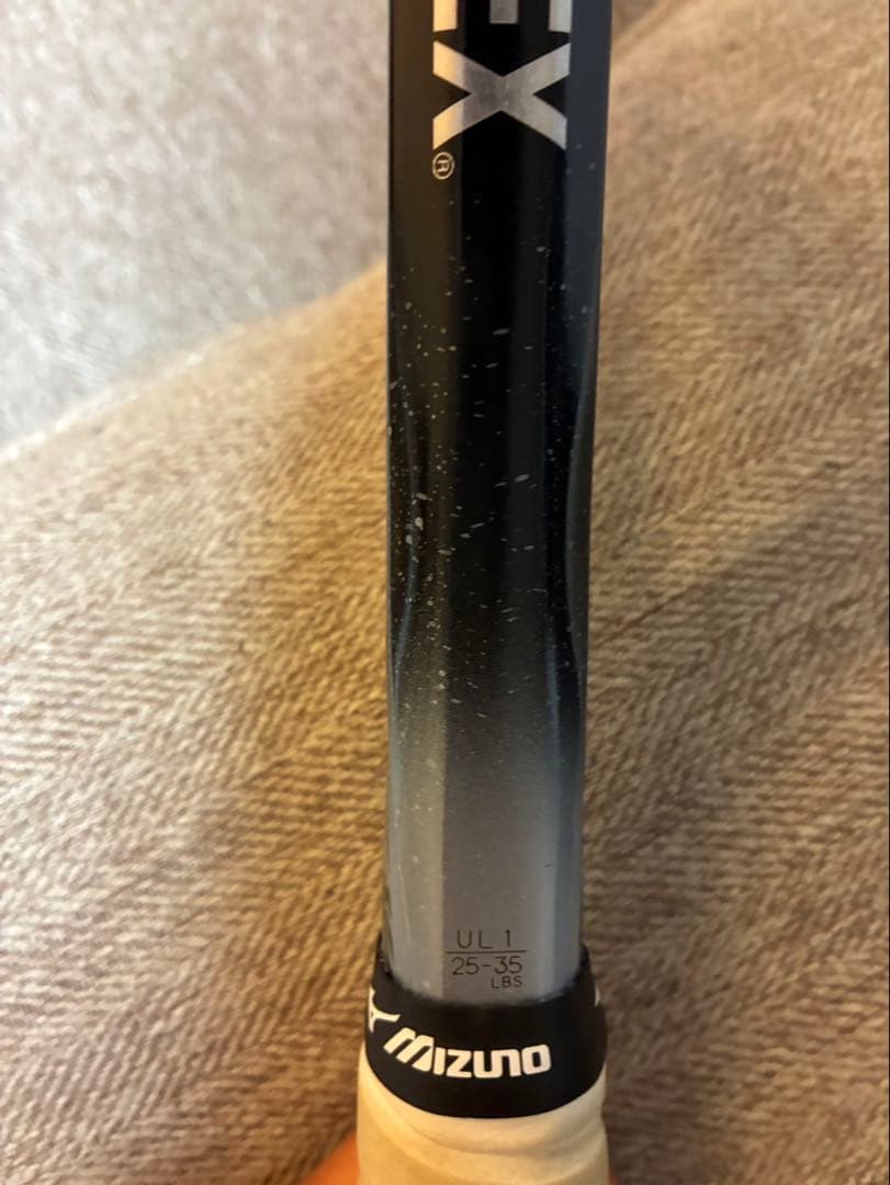 ソフトテニスラケットボルトレイジ8s