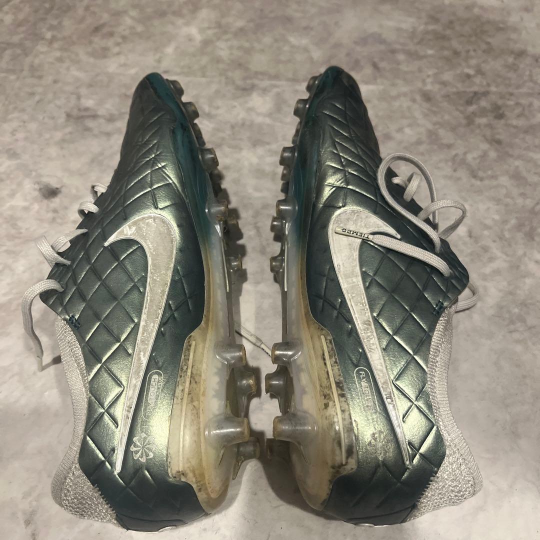 NIKE ティエンポ　レジェンド 10 限定モデル　AG