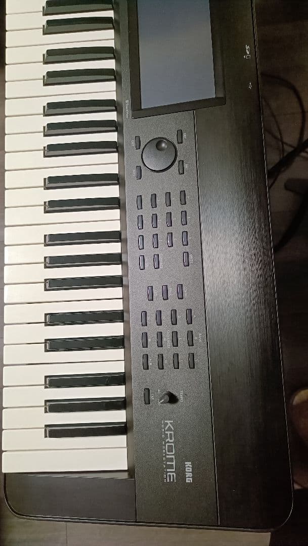 KORG KROME 61 中古