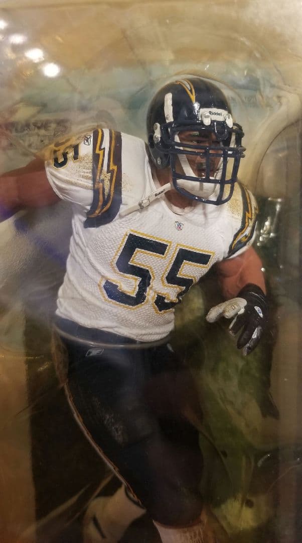 【激レア　未開封】NFL　マクファーレンフィギュア　★ジュニア・セアウ★