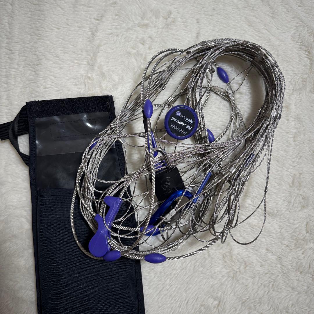 未使用品　PACSAFE パックセーフ 55-85L ワイヤーロック