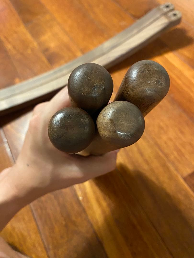 IKIKI Grand Chair Walnutイキキ ウォルナットテクスグレー