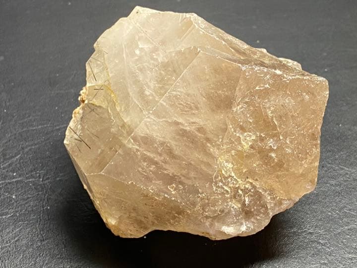 ザギ水晶　ザギマウンテンクォーツ 633g