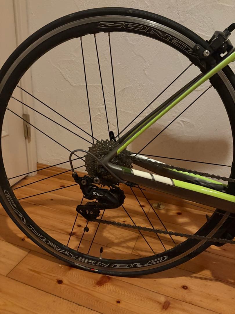 TREK DOMANE 4.1 ロードバイク 自転車