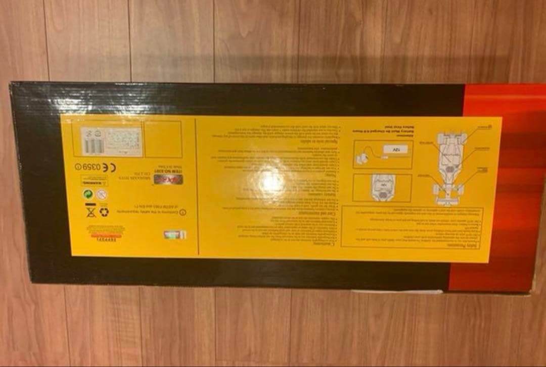 【ラスト1台・未使用・未開封】フェラーリ F2005 1:7 ラジコンカー