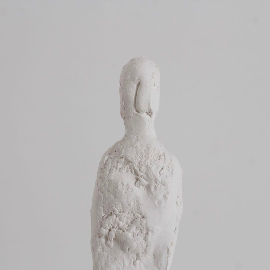 石塑粘土 人物像 プロトタイプ 現代美術 sculpture