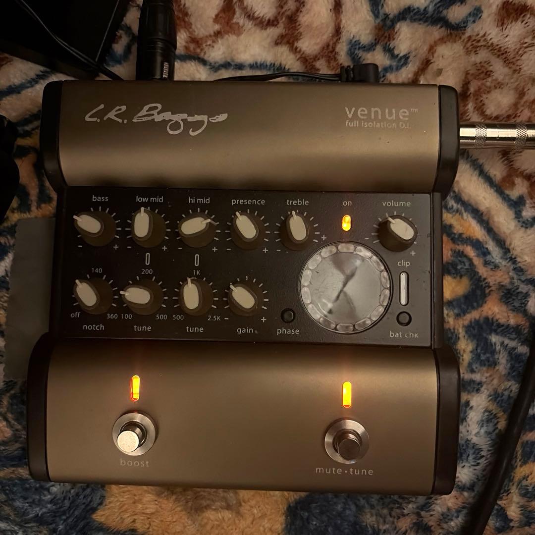 ギター L.R. Baggs venue full isolation DI