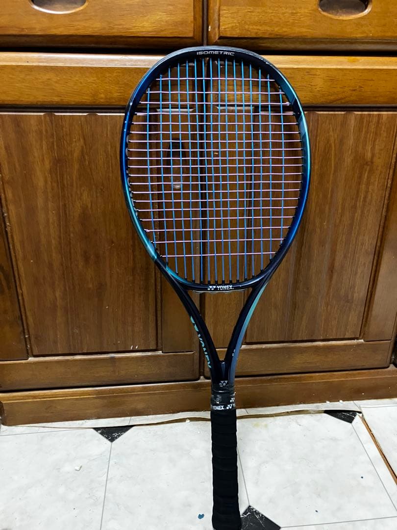YONEX EZONE98 2022 テニスラケット 305g