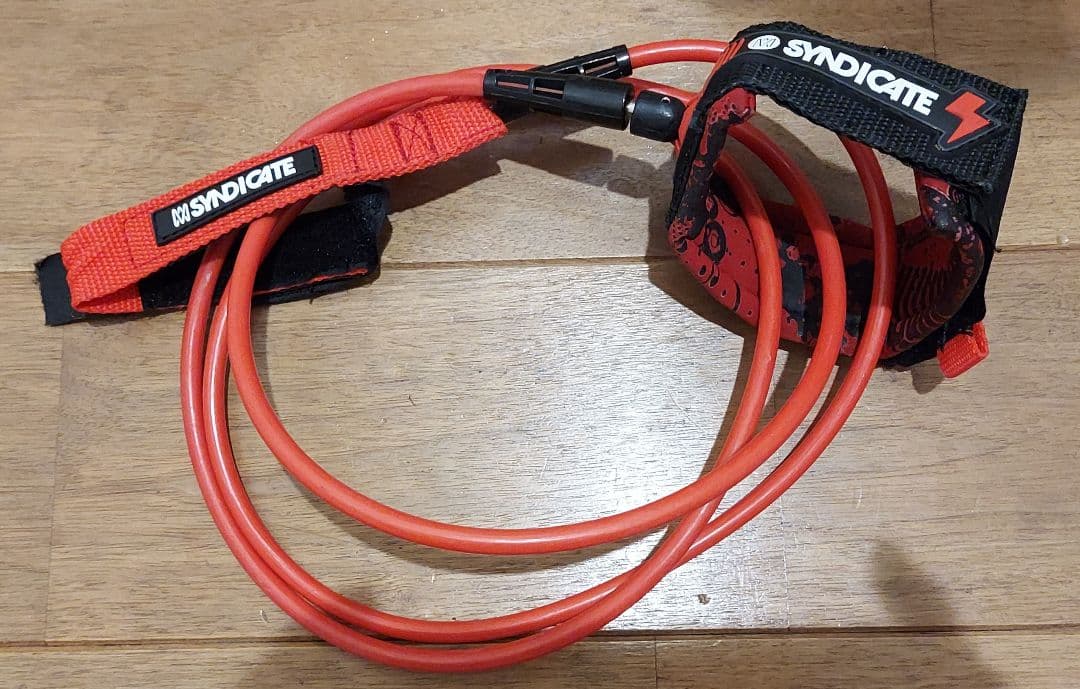 【専用】QUARTER SURFBOARDS 6'1\" フィン・リーシュ付き！