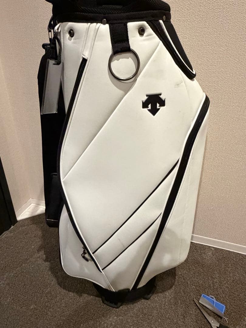 DESCENTE キャディバッグ ホワイト