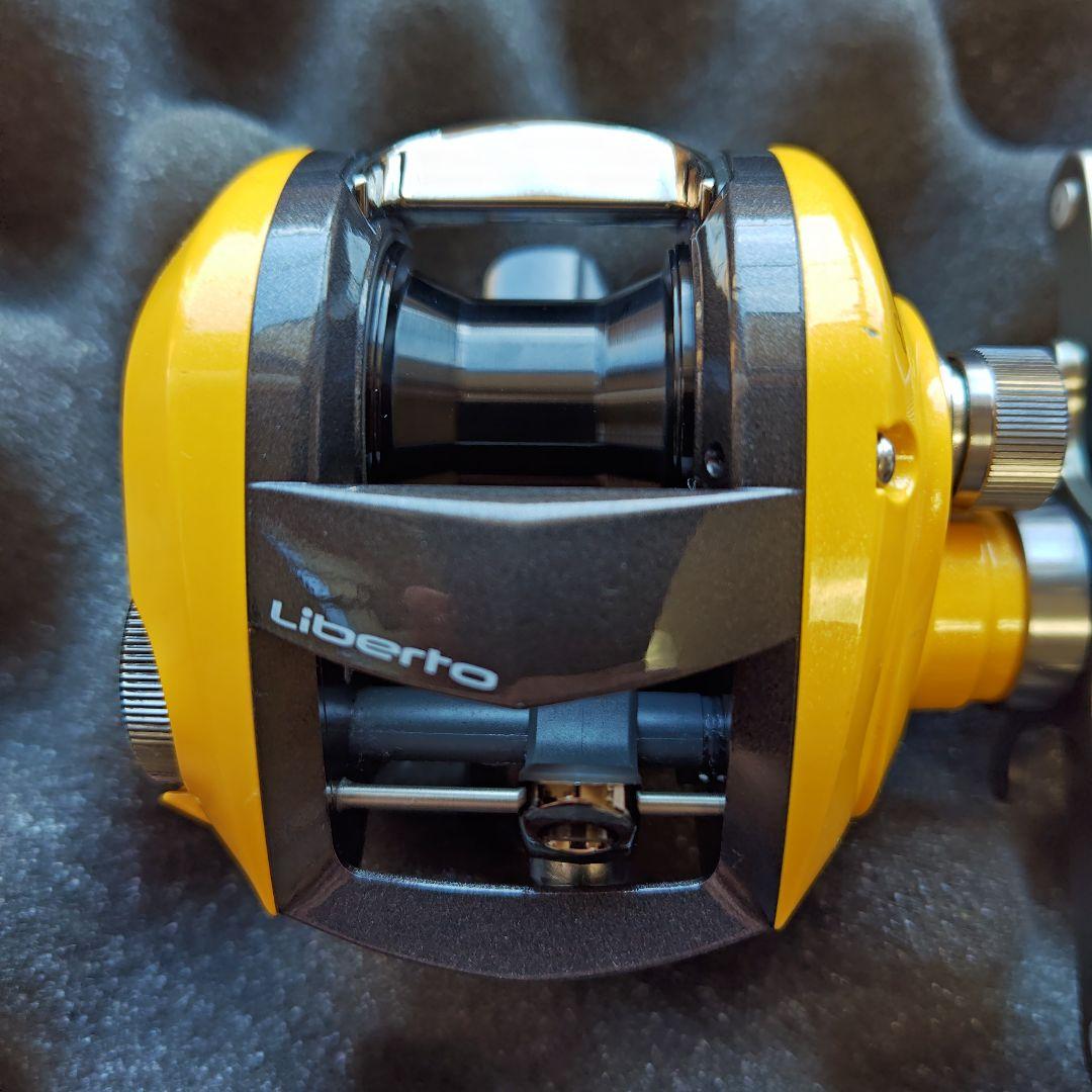 ダイワ リベルトピクシー L レフトハンドル イエローパール 04限定 使用品