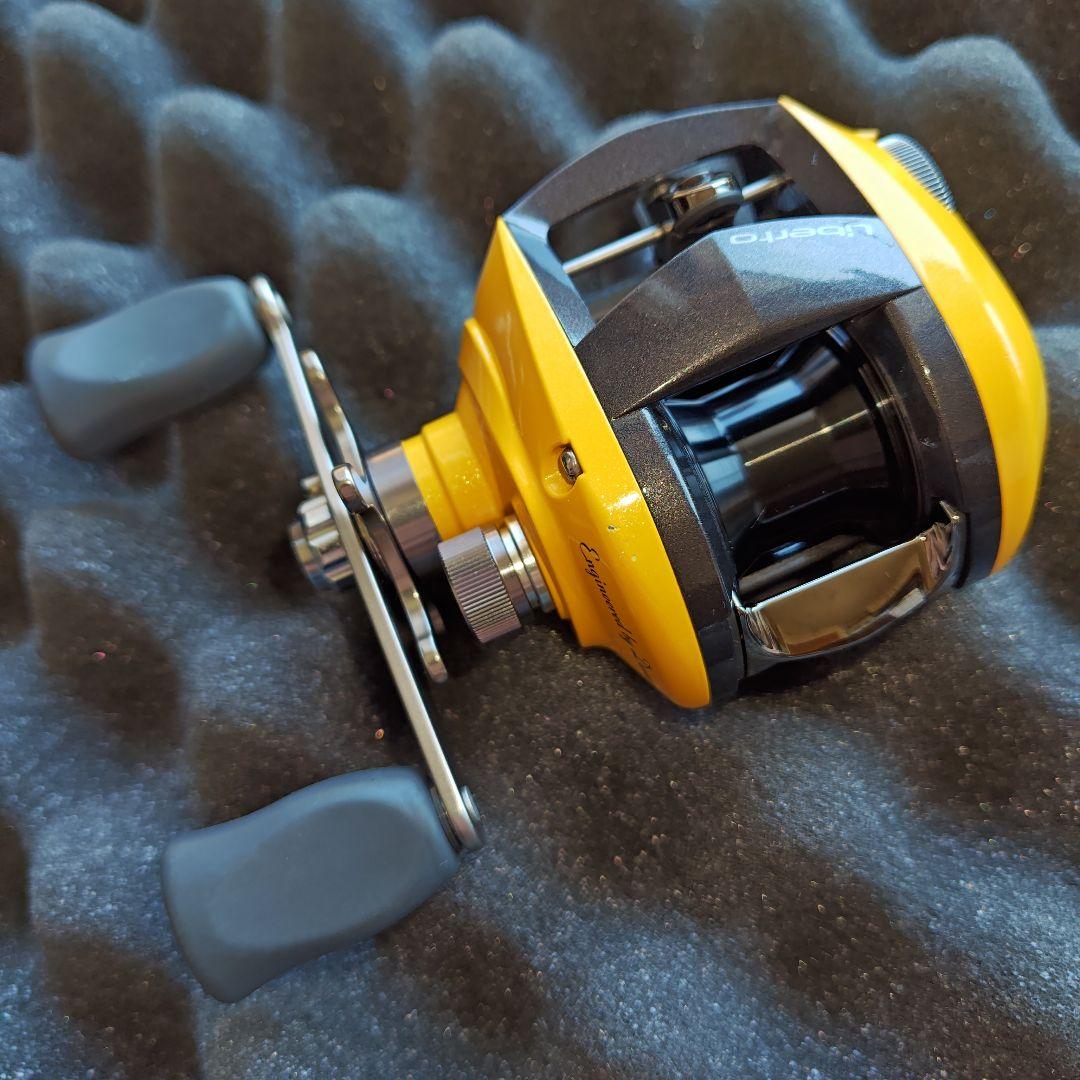 ダイワ リベルトピクシー L レフトハンドル イエローパール 04限定 使用品